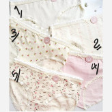 شورت زنانه نخی عروسکی فانتزی طرح گلدار پک 3 و 5 عددی