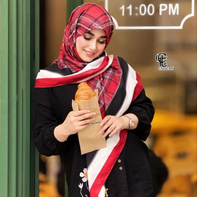 شال نخی طرح دنیز چهارخانه قرمز 140*140 زنانه مجلسی و روزمره