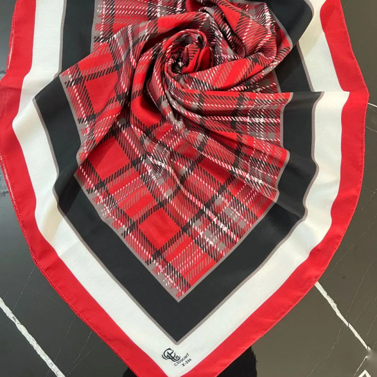 شال نخی طرح دنیز چهارخانه قرمز 140*140 زنانه مجلسی و روزمره