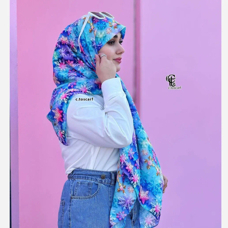روسری نخ کاستوم طرح بارلین