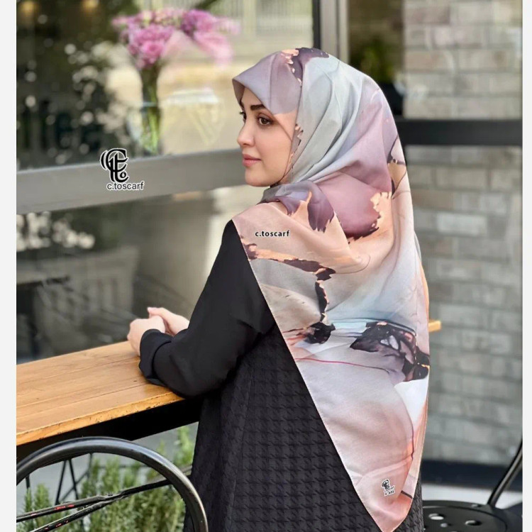 روسری نخی طرح هما سایز 140 چرخ دوز