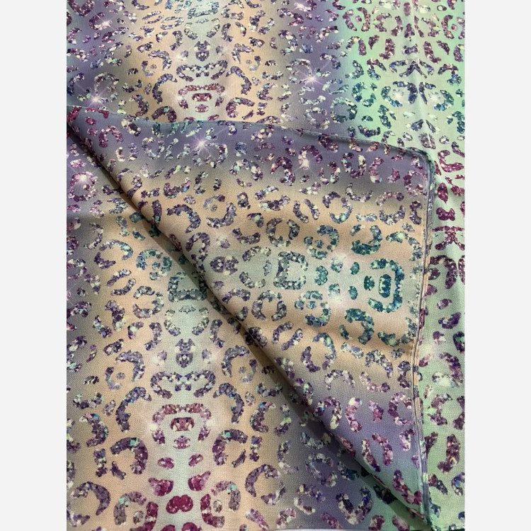 شال طرح پلنگی زنانه سایز بزرگ نخ کاستوم گلبهی 200*70