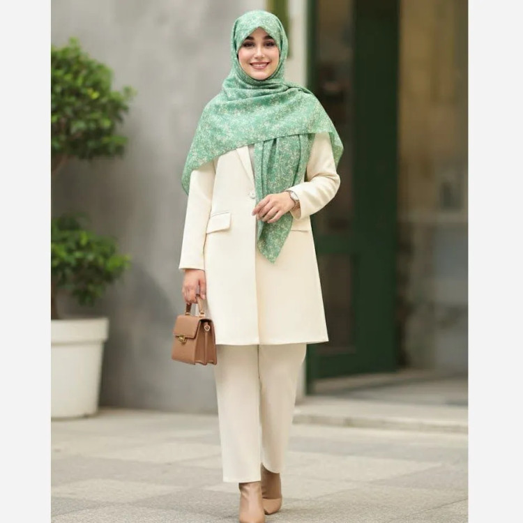 شال و روسری طرح دار نخ کاستوم سایز 140 زنانه | طرح سوگند