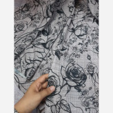 شال زنانه طرح گل رز مشکی طوسی شیک و خاص