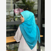 روسری طرح طیفی پله ای سایز 140 نخ کاستوم سی تو چرخ دوز