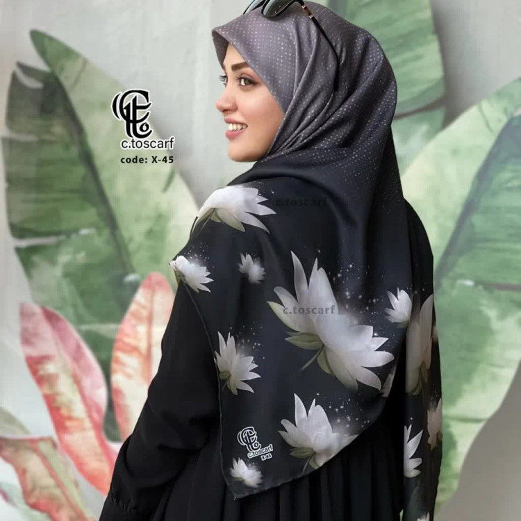 روسری طرح نیلوفر مشکی قواره بزرگ 140 سانتی نخ کاستوم سیتو