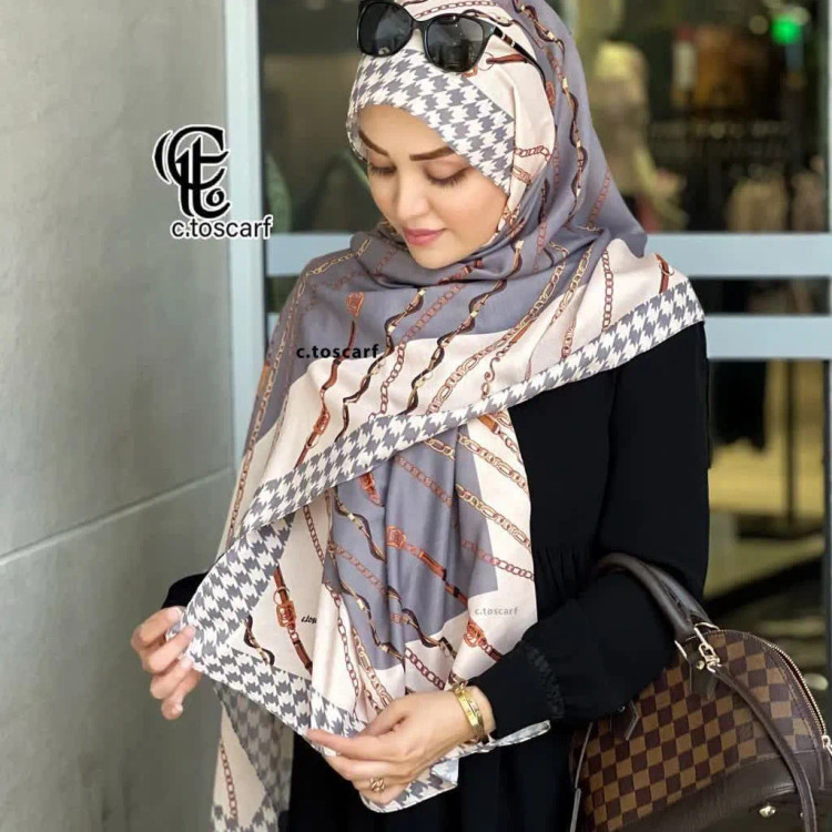 شال زنانه طرح تسمه ای اسپرت نخی دورادو 70*200