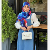 روسری طرح گل و پروانه با رنگ های خاص و جذاب | شال و روسری زنانه