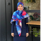 روسری طرح گل و پروانه با رنگ های خاص و جذاب | شال و روسری زنانه