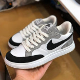 کفش نایک SB مردانه رنگ طوسی سفید