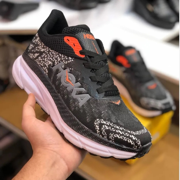 کفش هوکا مردانه زیره الترا رنگ مشکی