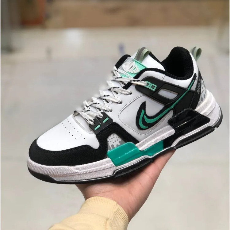 کتونی اسپرت مردانه سفید مشکی طرح نایک، مناسب پیاده روی و باشگاه