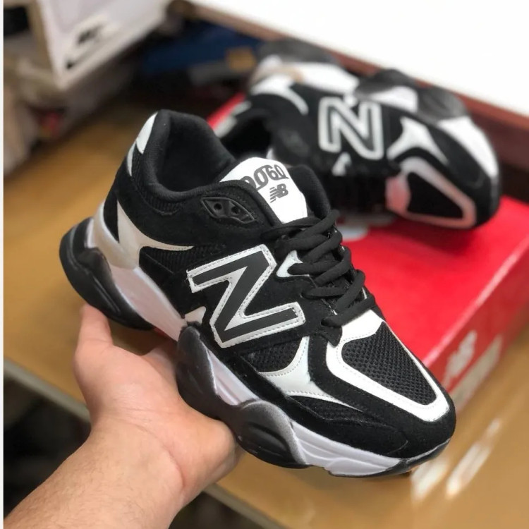 کفش نیوبالانس 9060 مشکی سفید راحتی و شیک زنانه مردانه