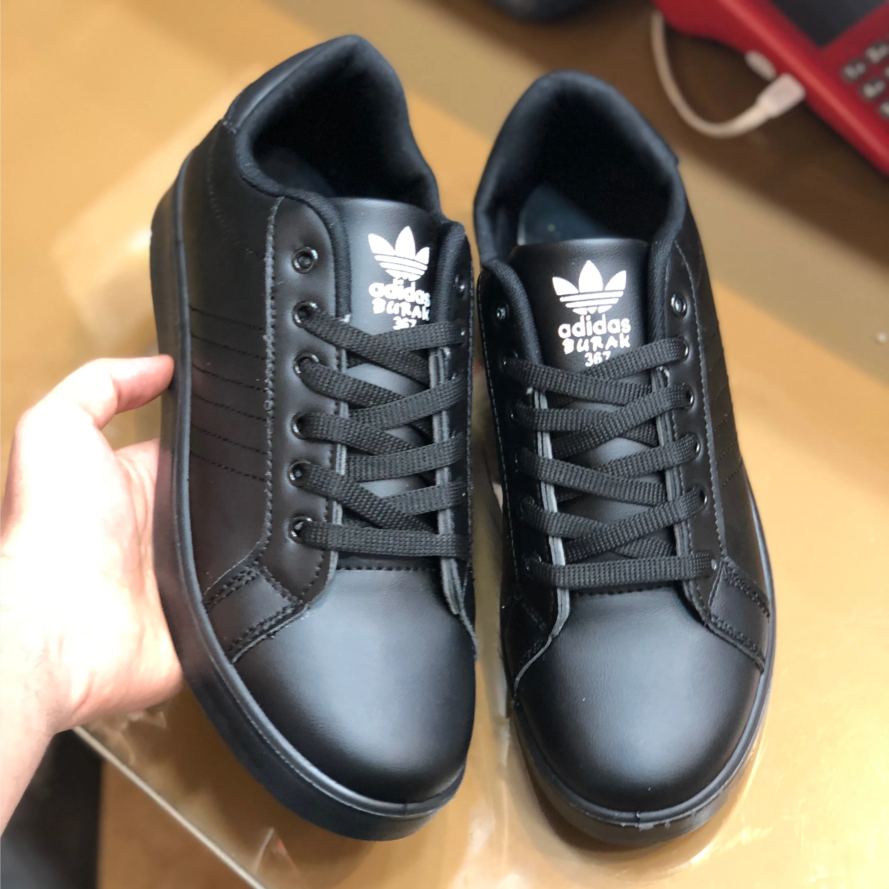 ونس مشکی مردانه چرم صنعتی زیره پیو راحت و سبک کد 367