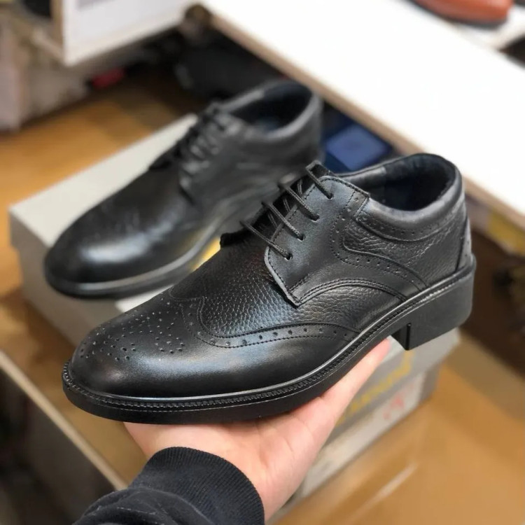 کفش مجلسی مردانه چرم طبیعی مشکی آستر بزی زیره پیو طبی