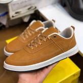 کفش مردانه لاگوست عسلی چرم صنعتی دور دوخت زیره پی وی سی کد 101