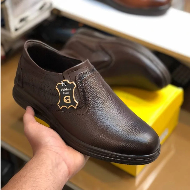 کفش راحتی مردانه چرم طبیعی قهوهای شیک و سبک مدل کلاسیک