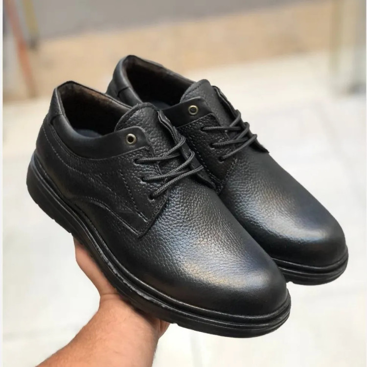 کفش چرم مردانه دنا مدل رسمی و اداری رویه چرم طبیعی گاوی زیره پیو سبک و راحت ضمانت دار