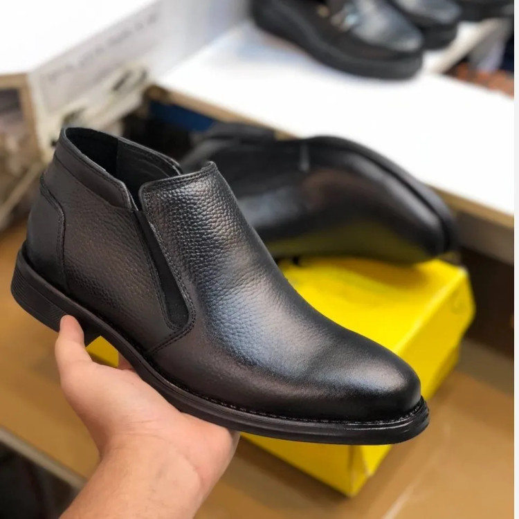 کفش تمام چرم مردانه مشکی شیک و راحت بادوام با زیره پیو طبی