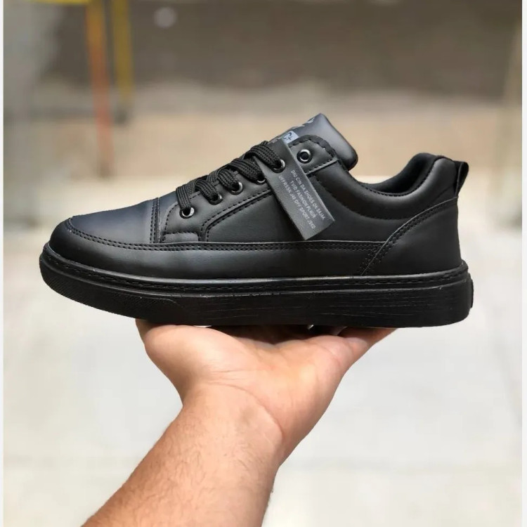 کفش اسپرت مردانه چرم صنعتی زیره پیو سبک ضد آب سایز 37 تا 41