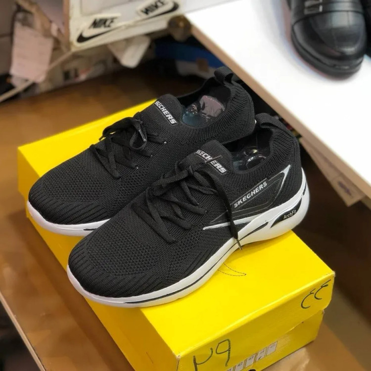 کفش راحتی مردانه و زنانه اسپرت پیاده روی روزمره زیره پیو سبک و طبی