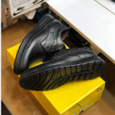 کفش چرم مردانه دنا مدل رسمی و اداری رویه چرم طبیعی گاوی زیره پیو سبک و راحت ضمانت دار