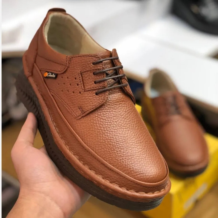 کفش چرم مردانه کلارک زیره پرفکت عسلی