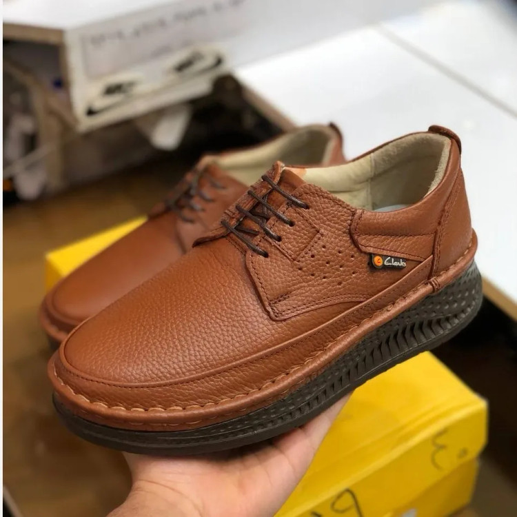 کفش چرم مردانه کلارک زیره پرفکت عسلی