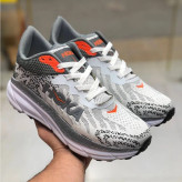 کفش هوکا مردانه زیره الترا رنگ سفید