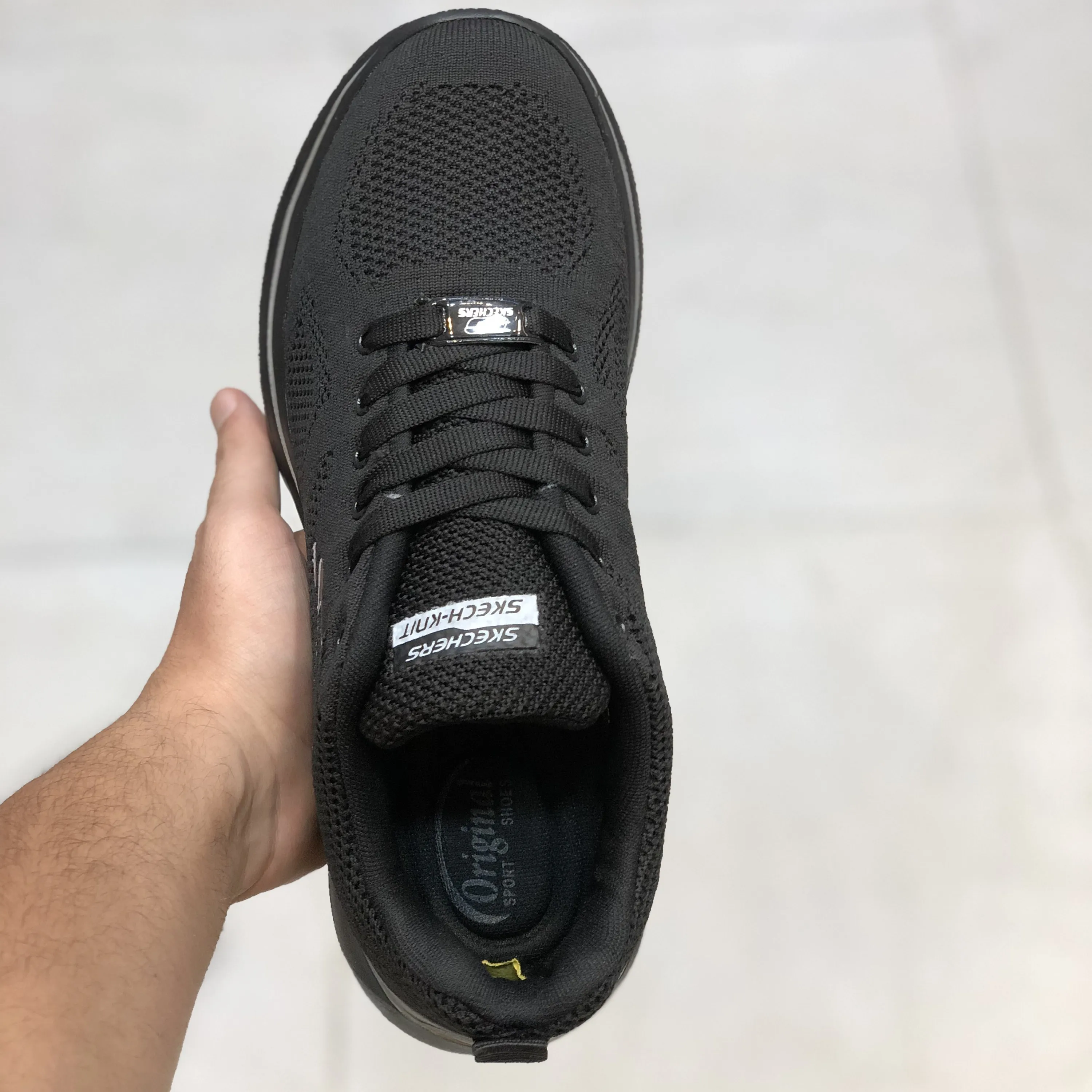 کفش پیاده روی زنانه مشکی راحت با کفی طبی و زیره الترا نرم مناسب کمر درد