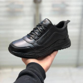 کفش اسپرت مردانه چرم صنعتی زیره پیو طبی سبک راحت طرح اسکچرز مشکی