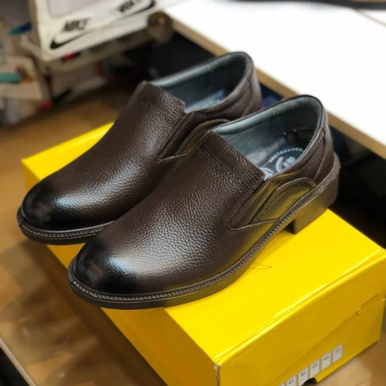 کفش مردانه چرم طبیعی شیک و راحت مدل لوفر اداری روزمره