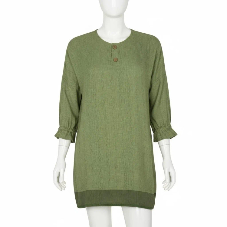 شومیز زنانه یقه دکمه دار آستین سه ربع سبز سدری جنس مراکشی طرح ساده