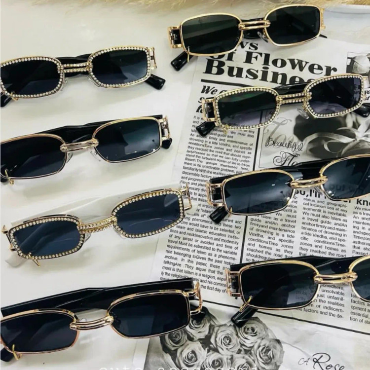 عینک آفتابی پرسینگ نگین دار برند جنتل مانستر زنانه و مردانه UV400