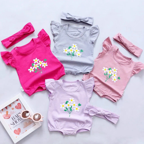 رامپر نوزادی دخترانه طرح گل با هدبند، لباس بهاره پنبه ای سایز 0 تا 8 ماه