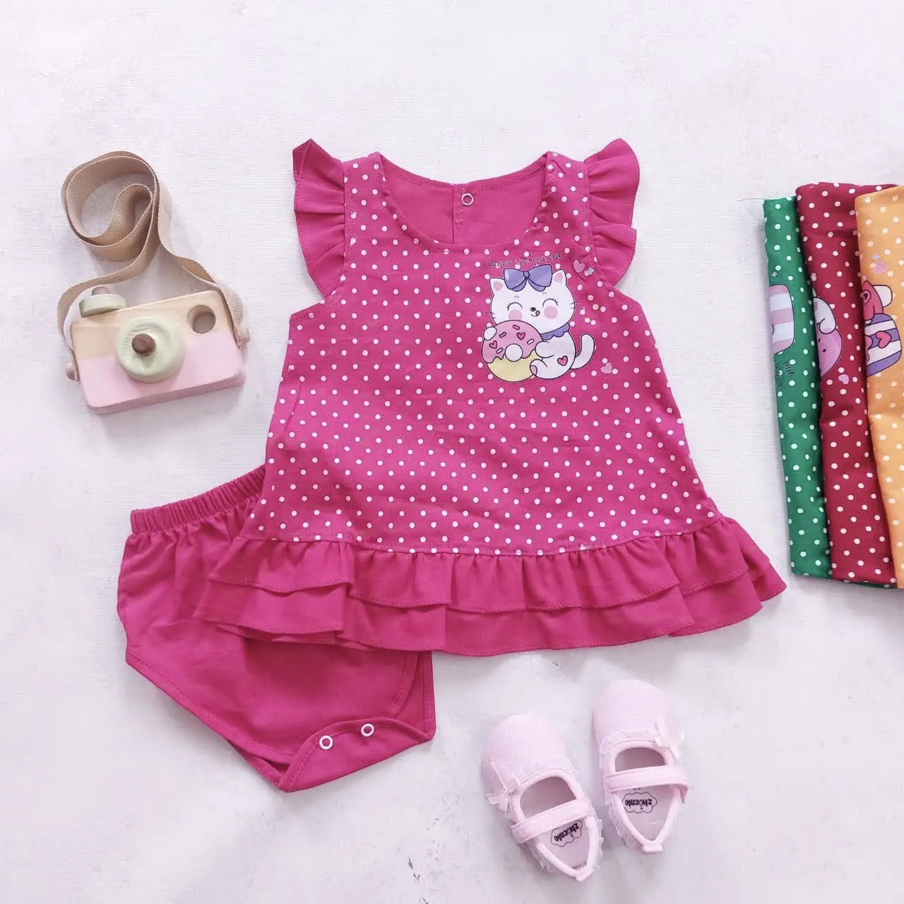 ست سارافون و شورت دخترانه طرح گربه خالدار نخی خنک