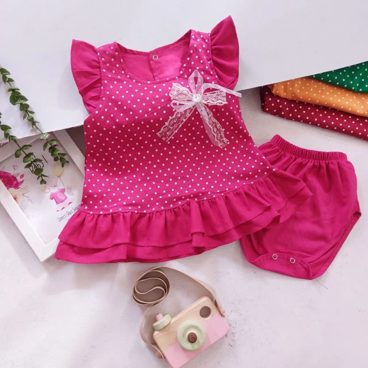 سارافون و شورت نوزادی دخترانه طرح خال خالی جنس کتان نخ درجه یک