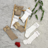 جوراب نخی نیم ساق دخترانه طرح گندمی با پاپیون (مناسب 6 ماه تا 6 سال)