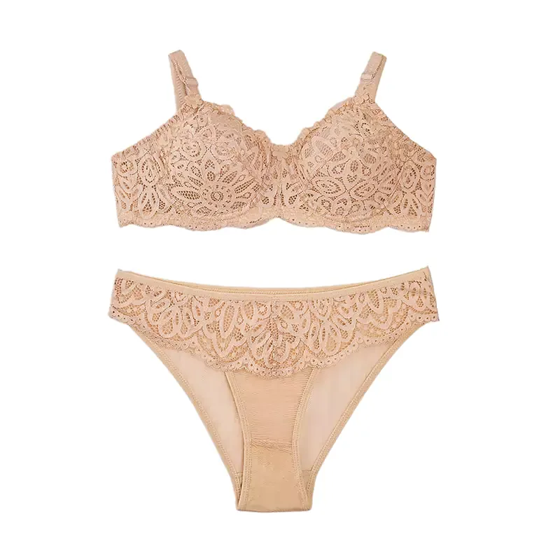 ست لباس زیر زنانه گیپور فنردار کاپ B | ست شورت و سوتین طرح دار شیک