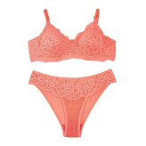 ست لباس زیر زنانه گیپور فنردار کاپ B | ست شورت و سوتین طرح دار شیک