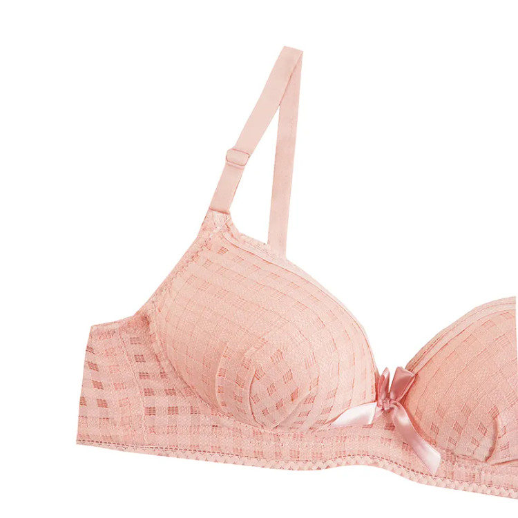 سوتین دانتل اسفنجی زنانه بدون فنر و جک بند قابل تنظیم