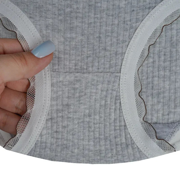 شورت زنانه اسلیپ کبریتی فنری با لبه توری - فری سایز