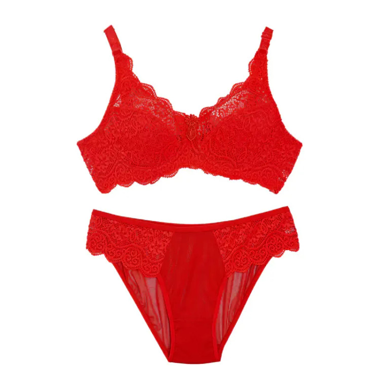 ست شورت و سوتین دانتل گوشواره ای برند شارمین