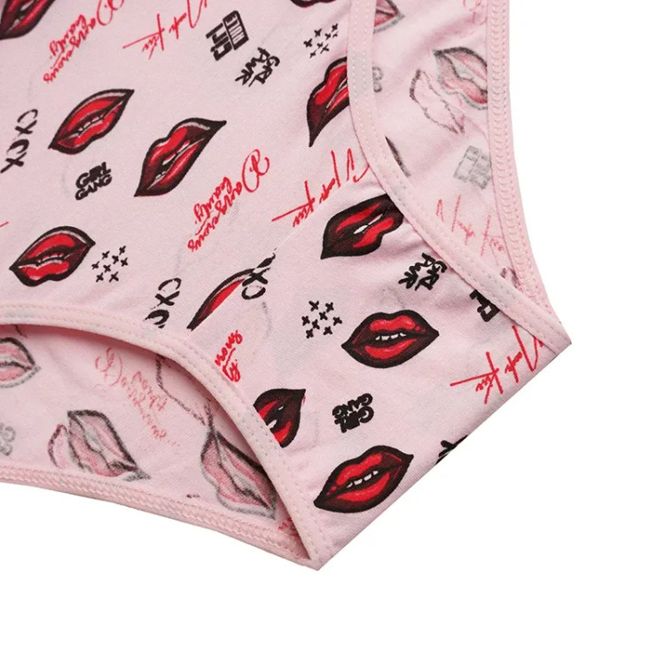 ست سوتین و شورت نخی طرح لب زنانه فنردار مدل اسلیپ پرسی