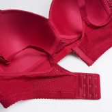 سوتین زنانه کاپ C اسفنجی بدون فنر طرح سوزنی مدل C301