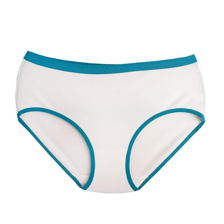 شورت زنانه مدل اسلیپ نخی طرح دار سایز فری