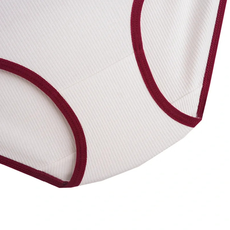 شورت زنانه مدل اسلیپ نخی طرح دار سایز فری