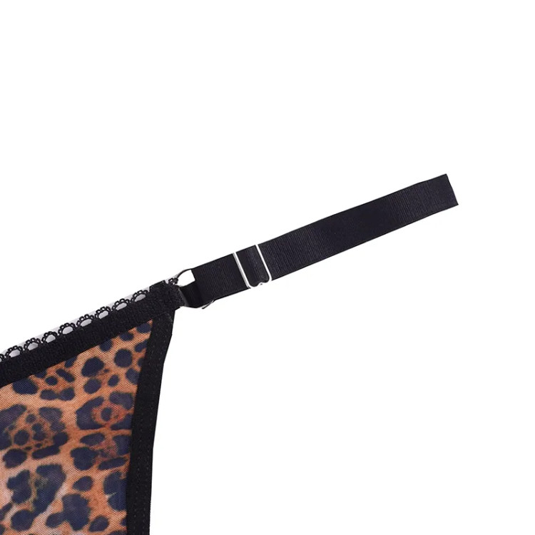 ست لباس زیر زنانه طرح پلنگی فانتزی فنردار لامبادا جنس تورگاز