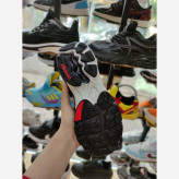 کفش ورزشی میزانو مدل اسپیسر با زیره EVA و PVC مناسب پیادهروی و ورزشهای هوازی