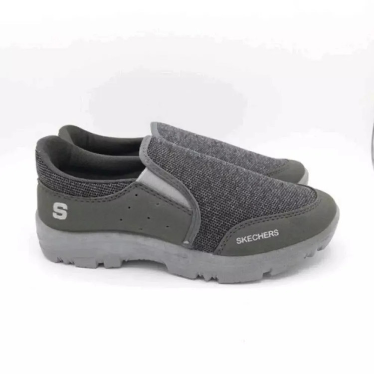 کفش اسکیچرز مدل چکاوک مردانه و زنانه با زیره پیو و قابلیت شستشو در ماشین لباسشویی